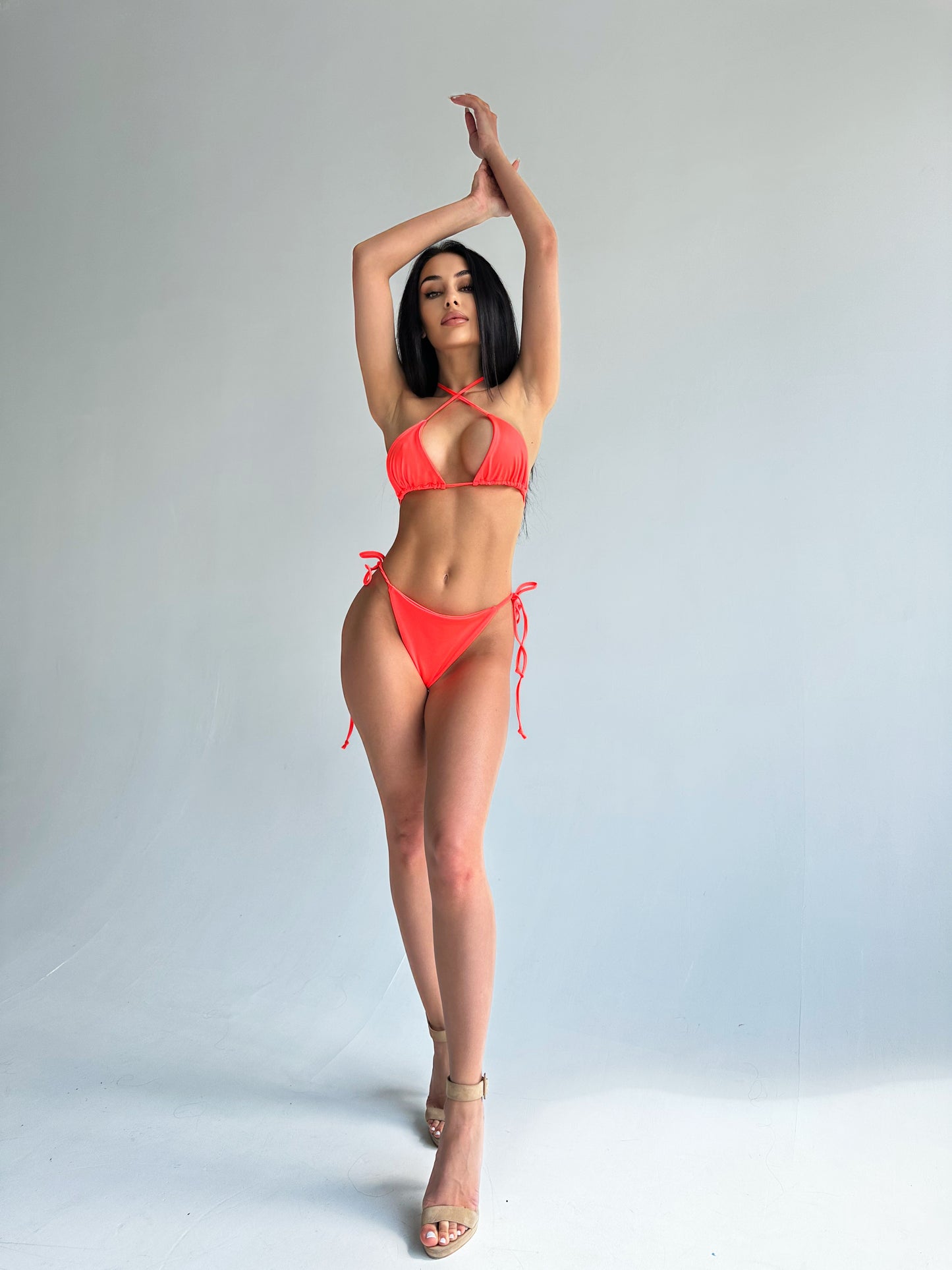 Peach Mini bikini, Thong bikinі