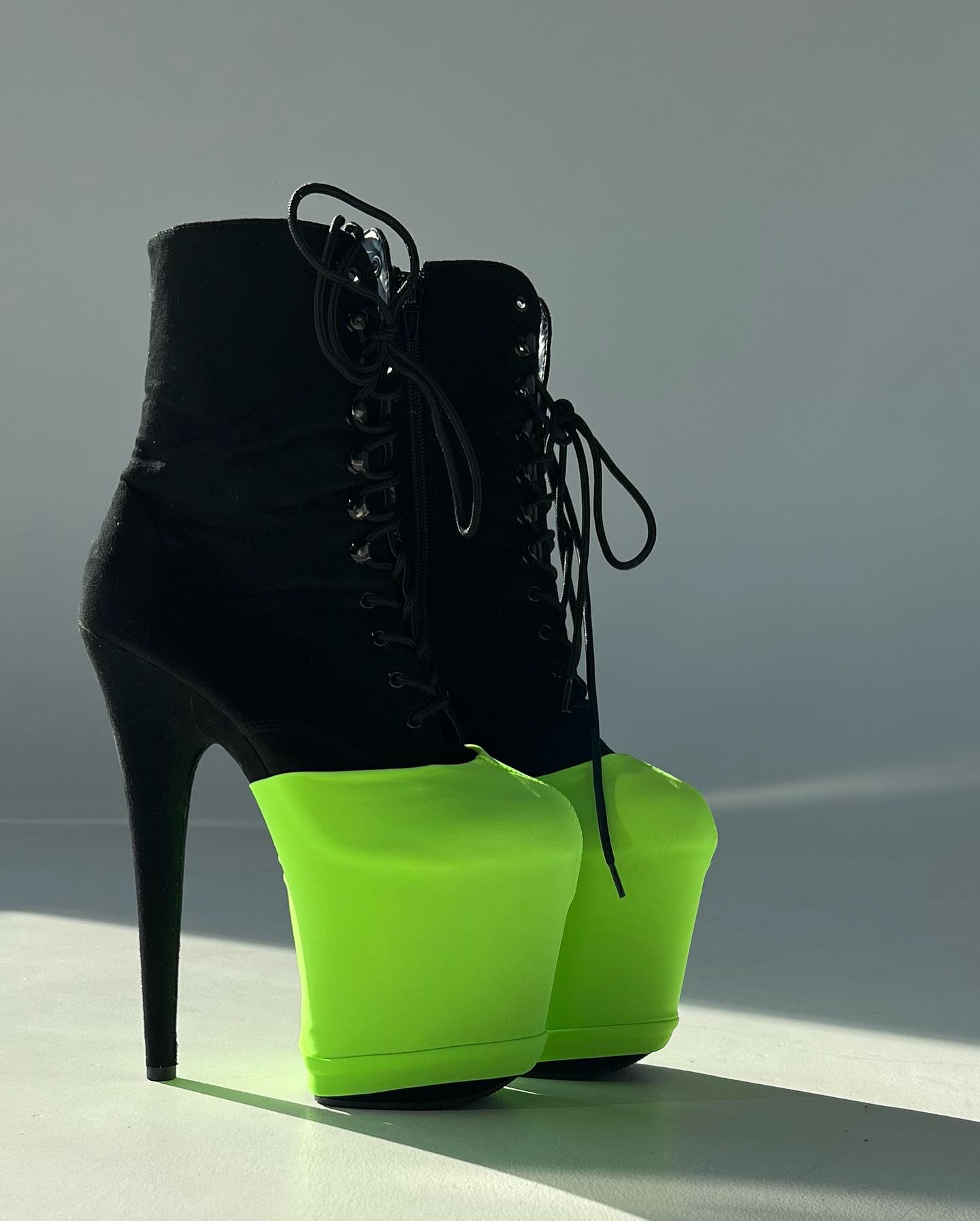 Pleaser protectors