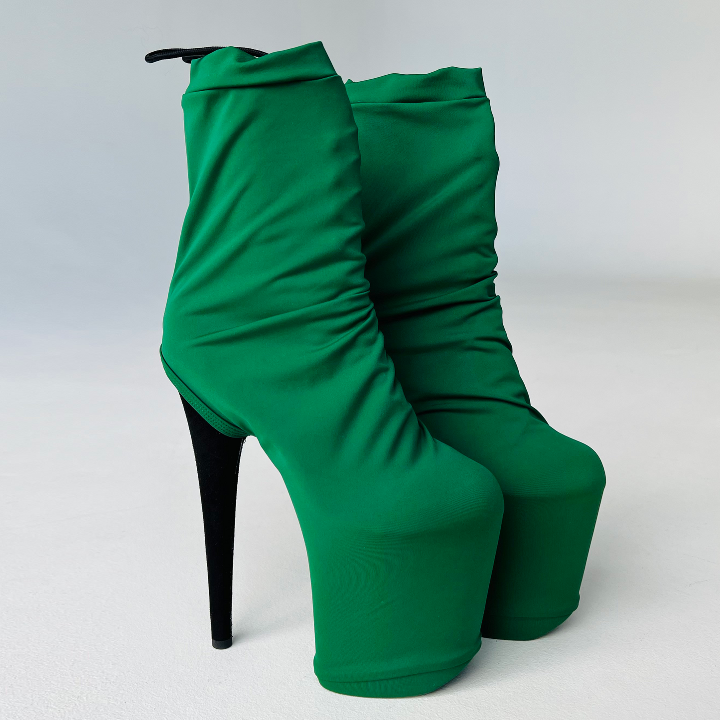 Pole dance shoe protectors long green