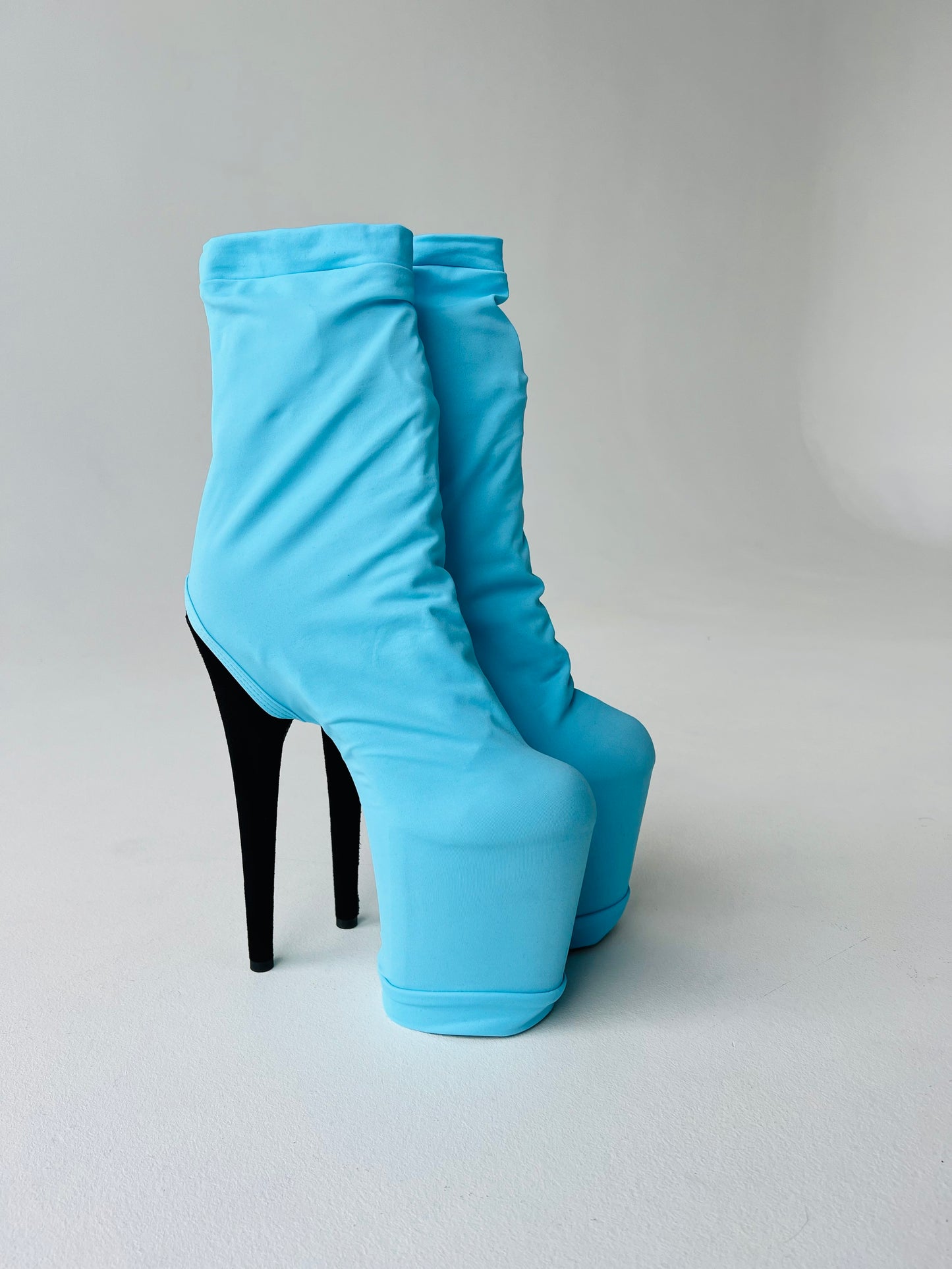 Blue Pole dance shoe protectors long