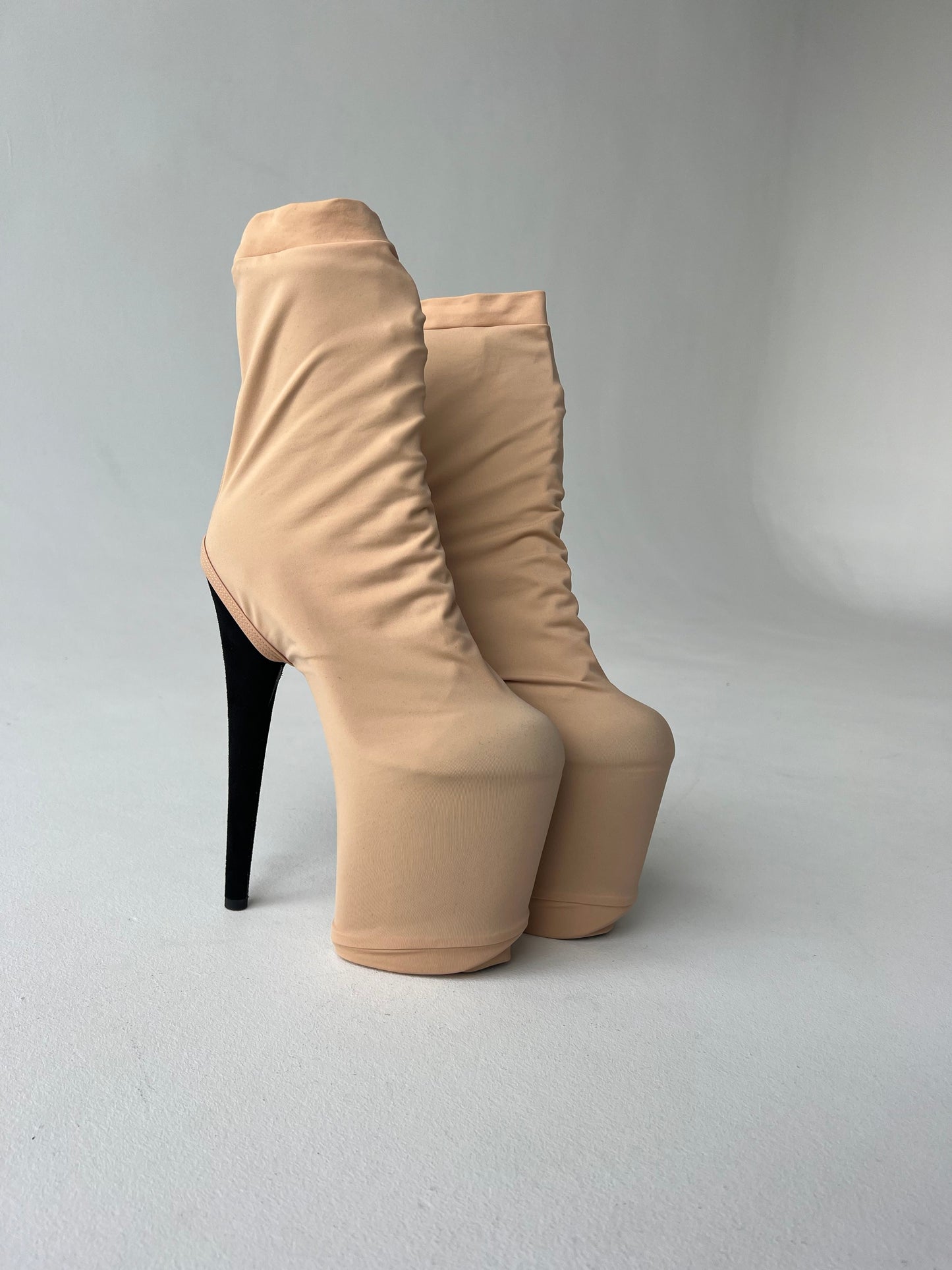 Beige Pole dance shoe protectors long