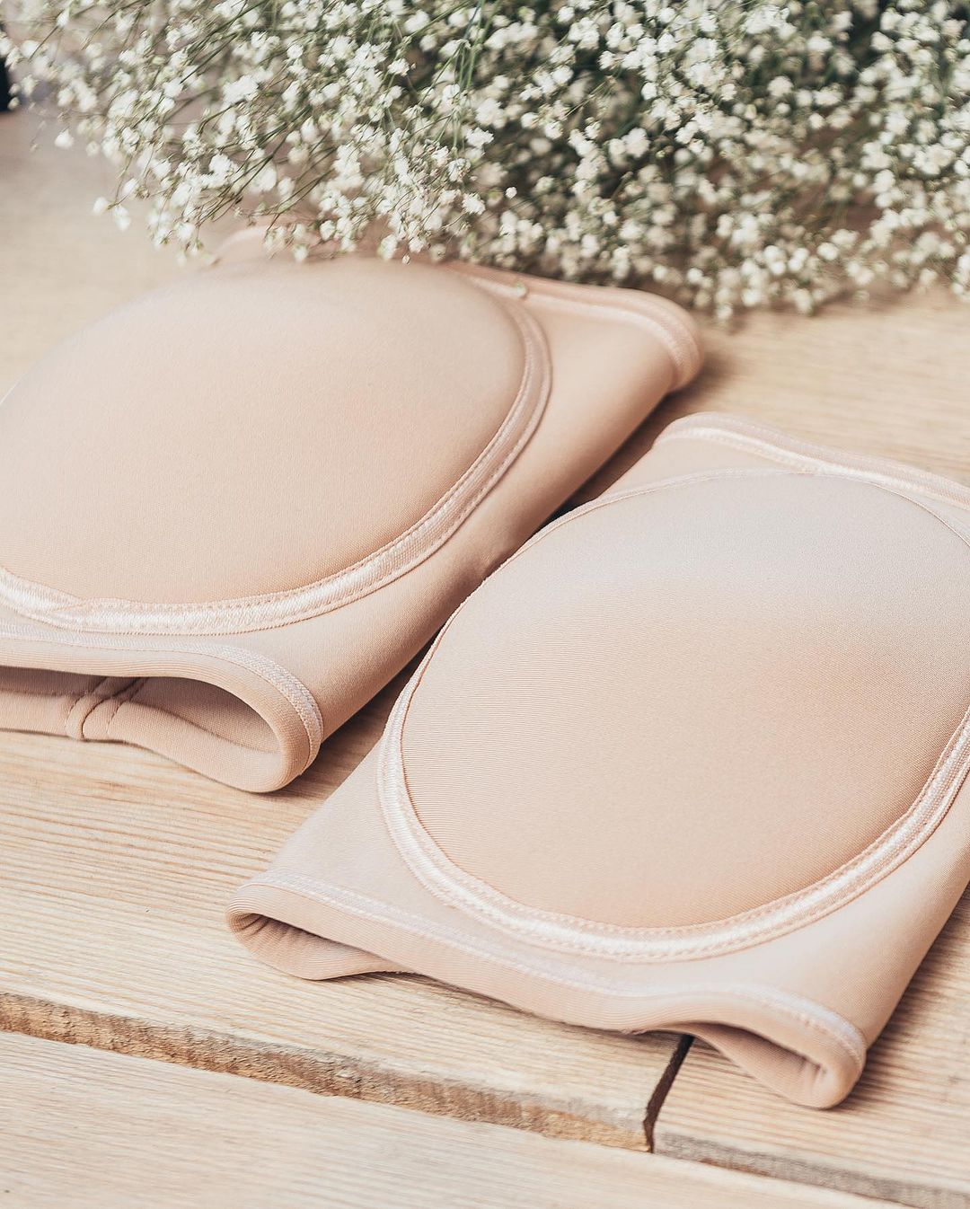 Knee pads for pole dance and twerk