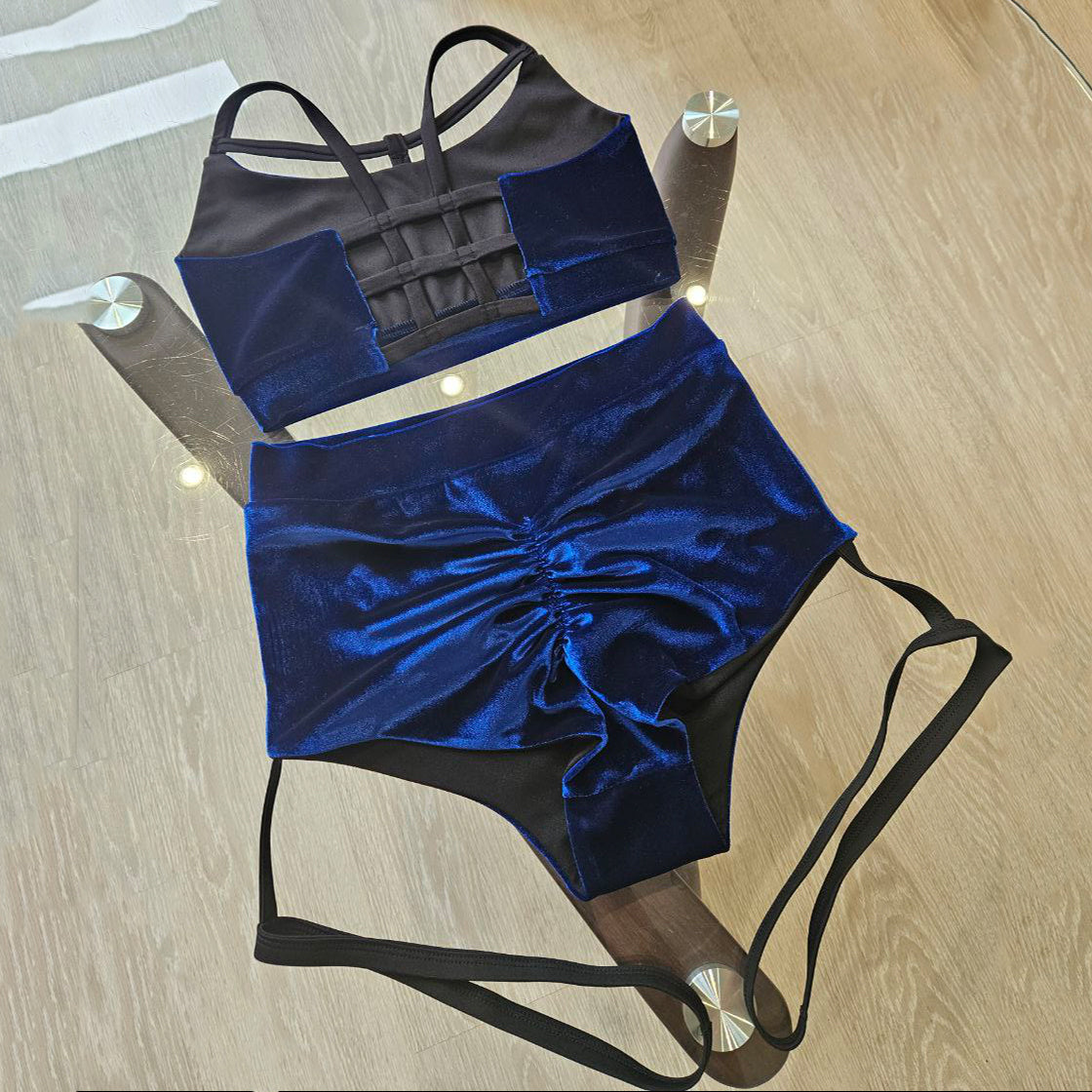 Pole dance velvet top with straps and shorts with garter