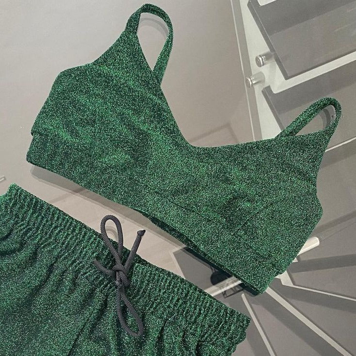 Metallisch schimmerndes Pole Dance Outfit