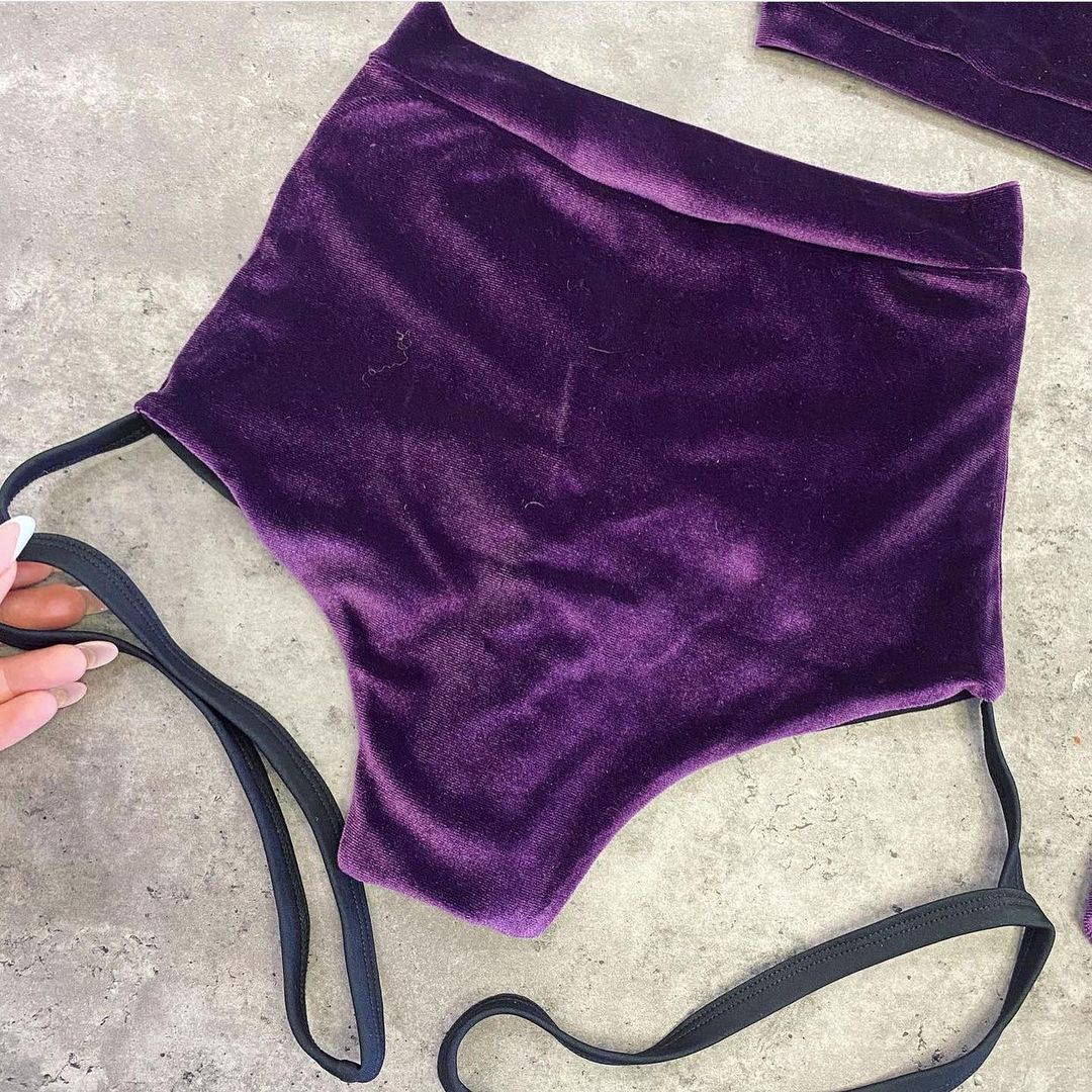 Pole dance velvet top with straps and shorts with garter