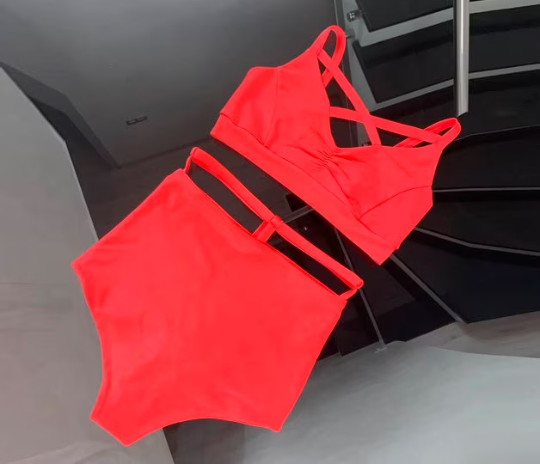 Coral Pole dance costume Top with straps and scrunch booty shorts