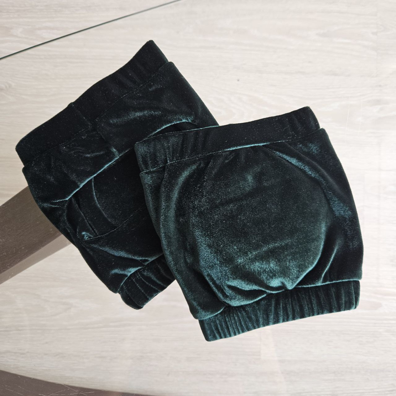 Velvet decorative knee pads with hole to grip