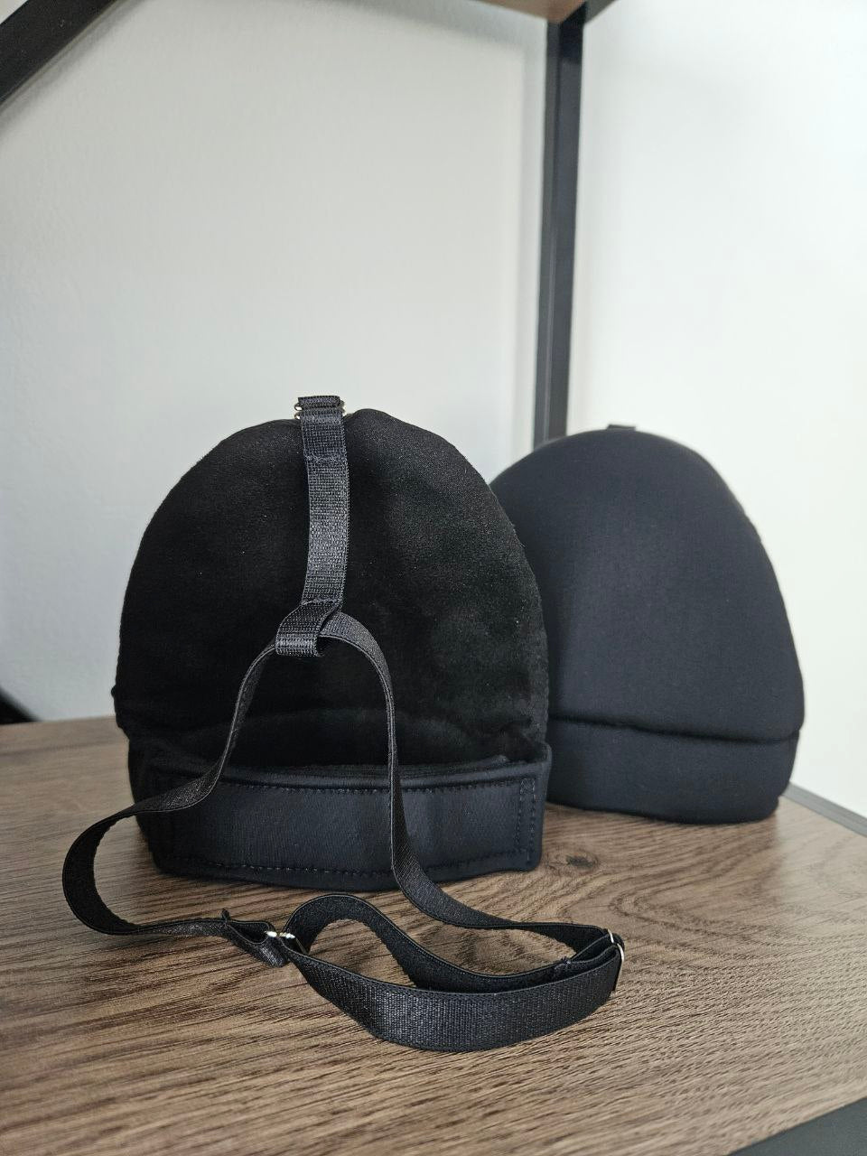 Grip Knee Pads with Garters for Exotic & Pole Dance, Floorwork Pads for Women, Kneecaps