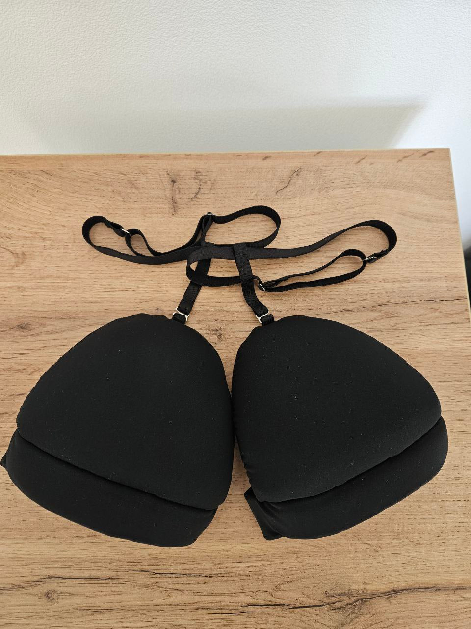 Grip Knee Pads with Garters for Exotic & Pole Dance