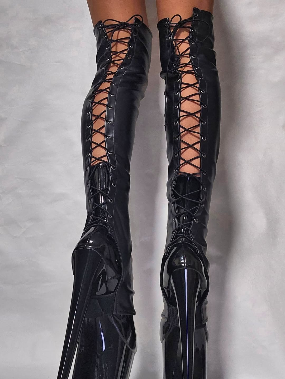 Thigh High Boot Covers for Platform Heels | Thigh-High Trapezeboots